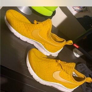 Nike Mustard Yellow Textured Sneakers